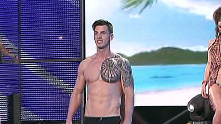 La Alfombra Roja Palace - Desfile de baño