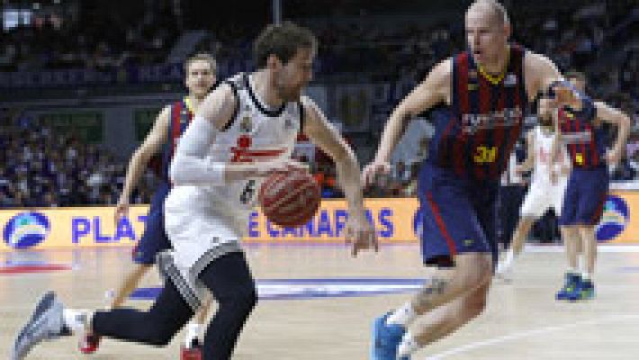 Telediario 1 - Carroll revienta el Clásico