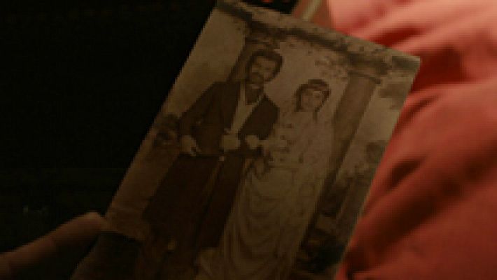 El Ministerio del Tiempo - Amelia y Julián vivirán el futuro juntos