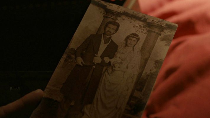 El Ministerio del Tiempo - Amelia y Julián vivirán el futuro juntos