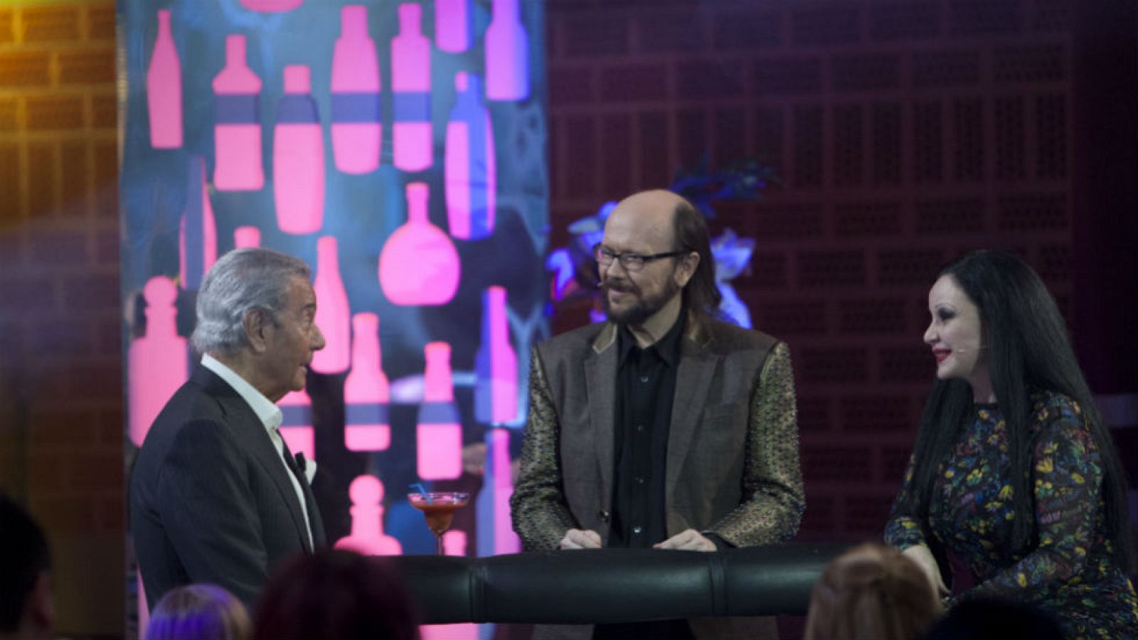 Alaska y Segura: 'La ley de la calle' (Promo)