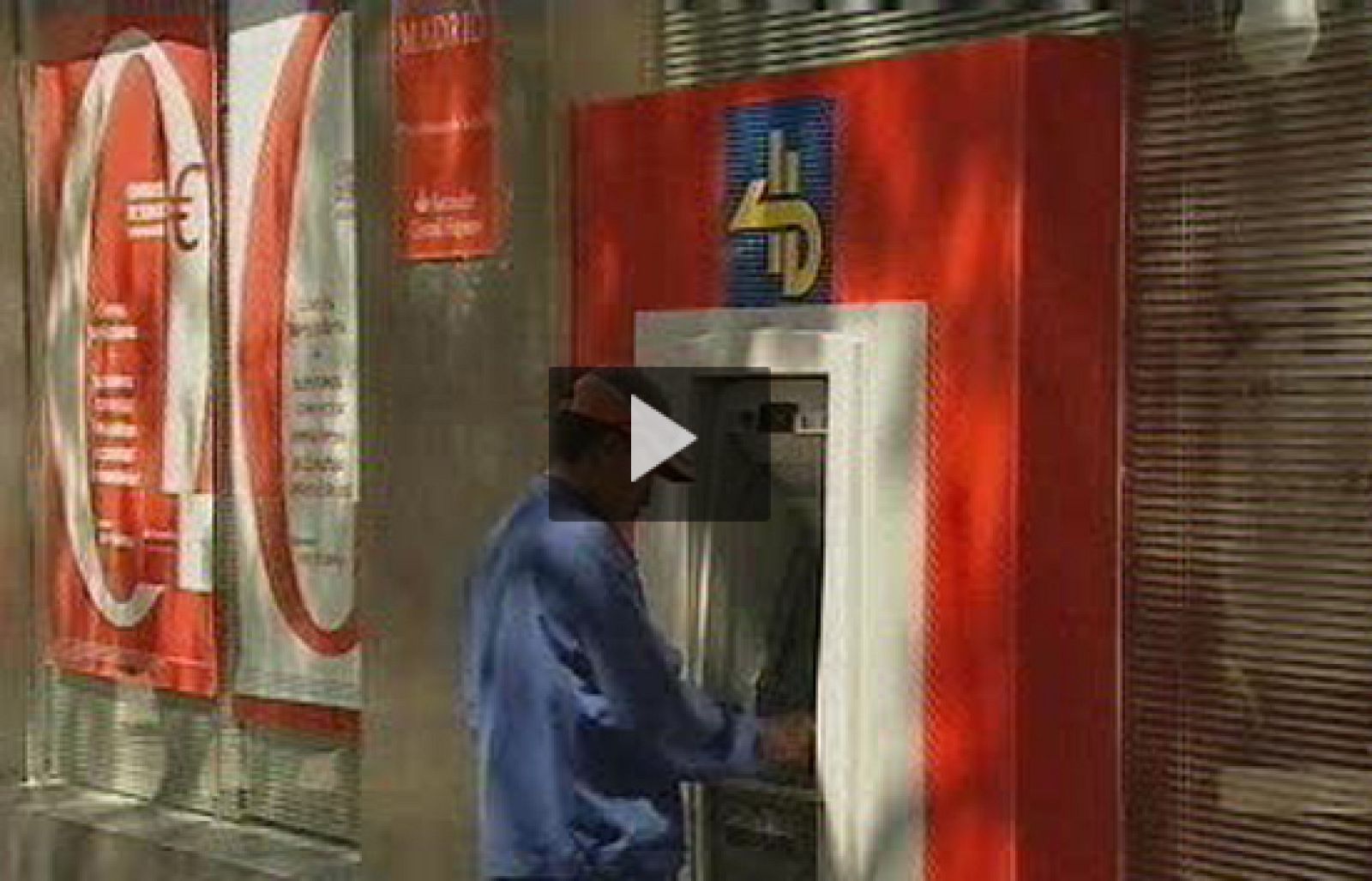 Por lo tanto, aún sin la subida decidida hoy, tendrían garantizado siempre su rescate. Las reservas son de más de seis mil quinientos millones de euros y están invertidas en renta fija, la más segura, porque tiene la garantía del Estado.