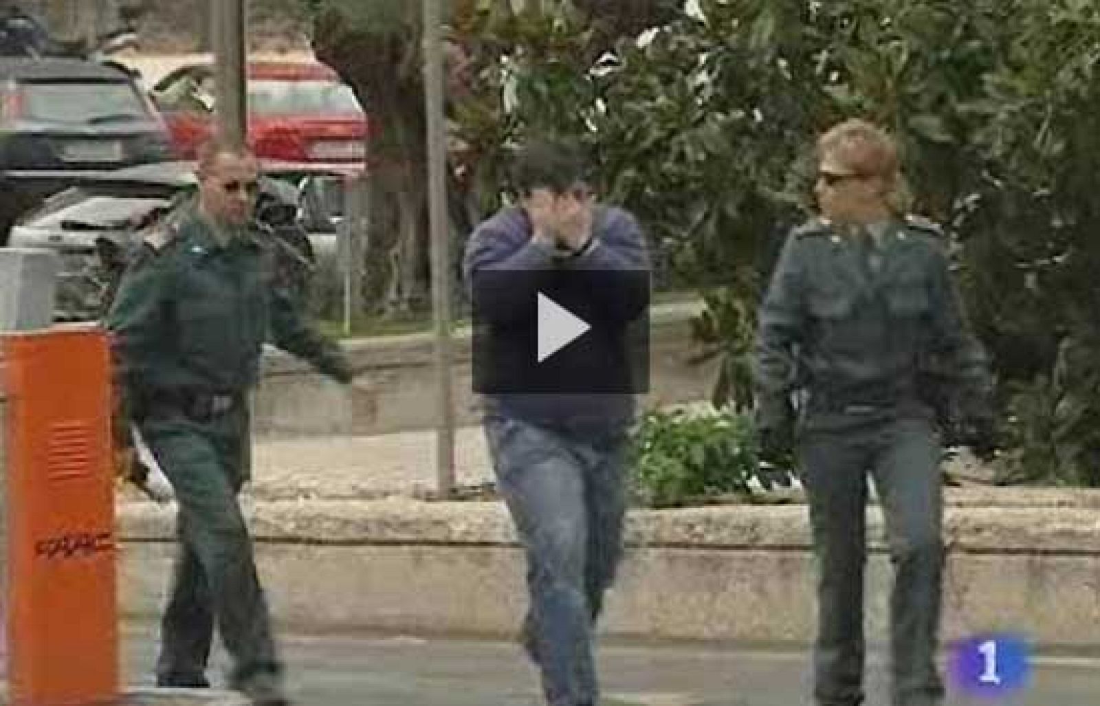 Jesús I.R., profesor de Educación Física de un colegio concertado madrileño, ha reconocido que hizo una fotografía a un alumno semidesnudo.