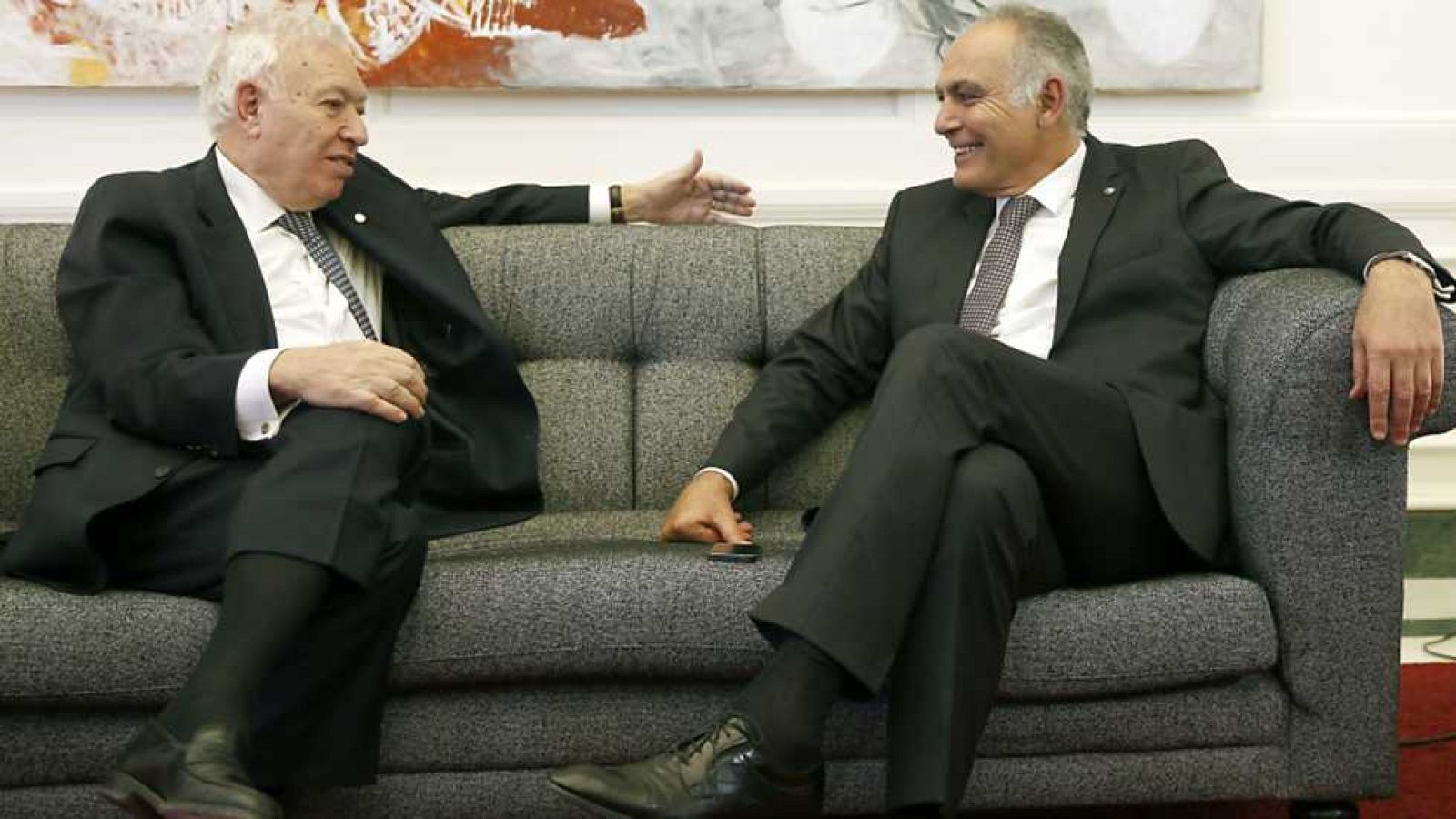 La 2 Noticias - 13/04/15 - ver ahora