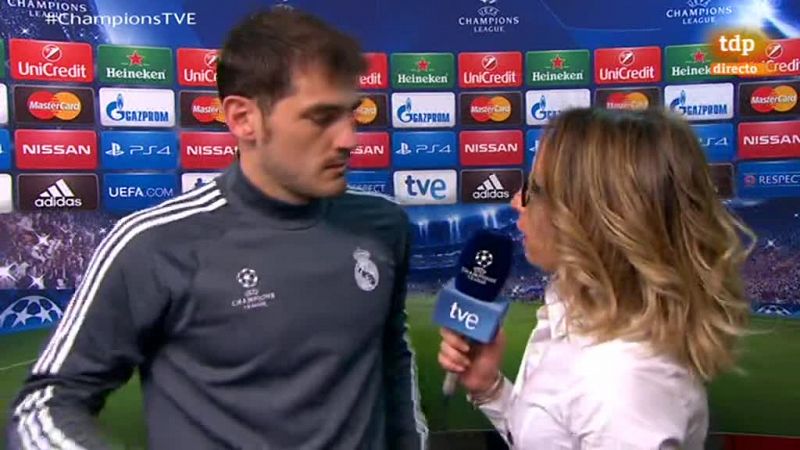 Iker Casillas, portero del Real Madrid, afirmó este martes tras empatar 0-0 ante el Atlético de Madrid en la Liga de Campeones que el árbitro del encuentro, el serbio Milorad Mazic, estuvo "bien" en sus decisiones.   El capitán madridista no coincidi
