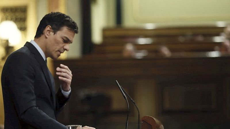 La oposición exige que se aclare si Rato se acogió a la amnistía y Sánchez pide que Montoro dimita