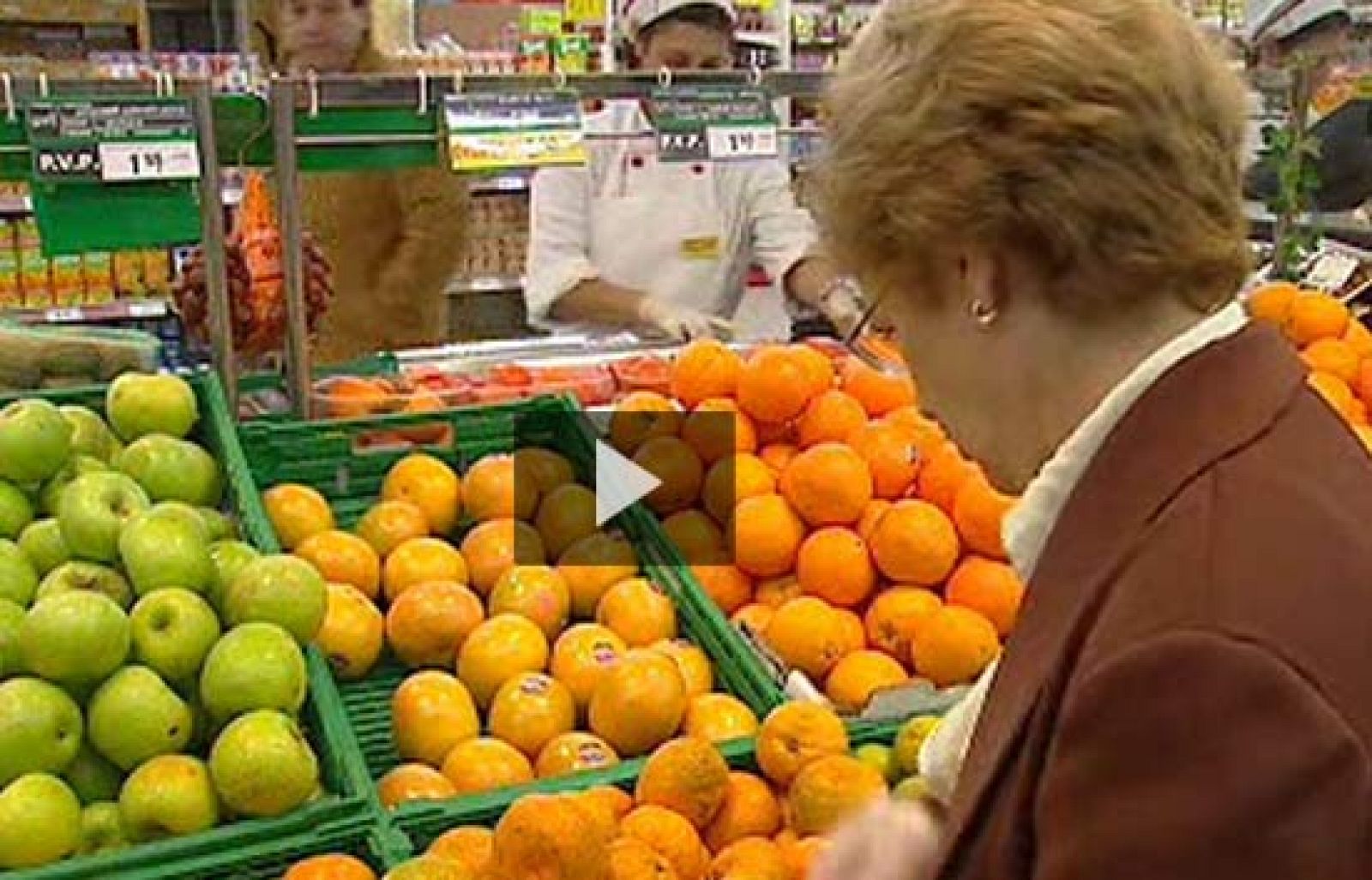 Reducir gastos, comprar marcas blancas y esperar a las ofertas son algunas de las estrategias para el consumidor en tiempos de crisis. 