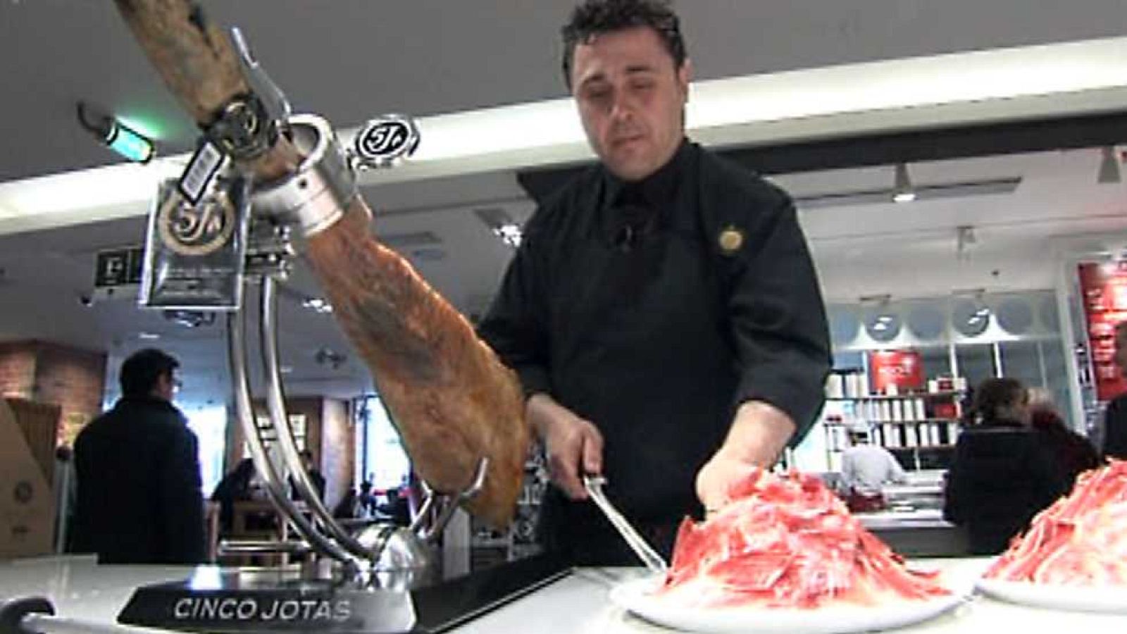 Zoom Tendencias - Cinco apellidos españoles brillan en París - ver ahora