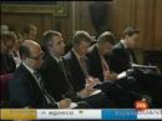  - Londres lanza un plan de rescate