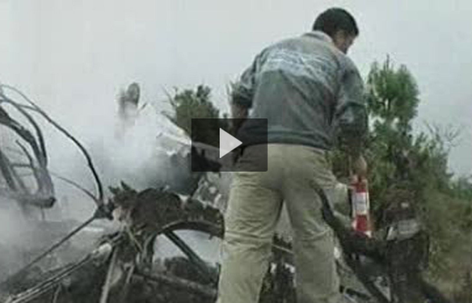 18 víctimas mortales en un accidente de avión en Nepal | Ver