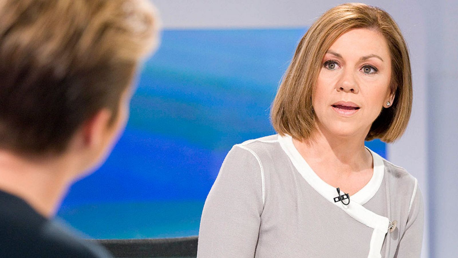 Cospedal subraya que Rato ya no milita en el PP y que se le investiga por sus actividades privadas