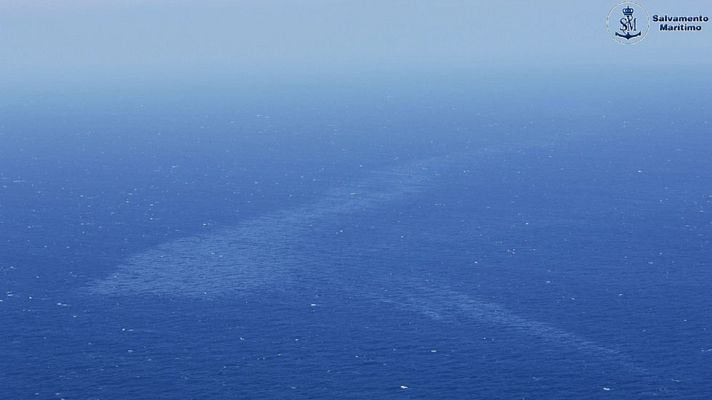 Telediario 1 - Un robot submarino trabajará donde se hundió el barco ruso