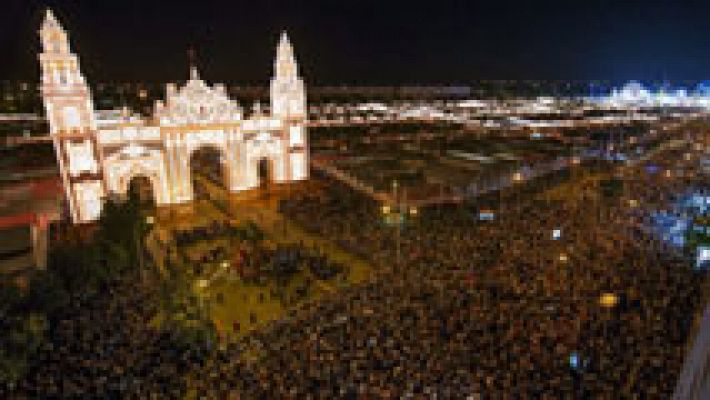El 'alumbrao' da inicio a la Feria de Abril en Sevilla