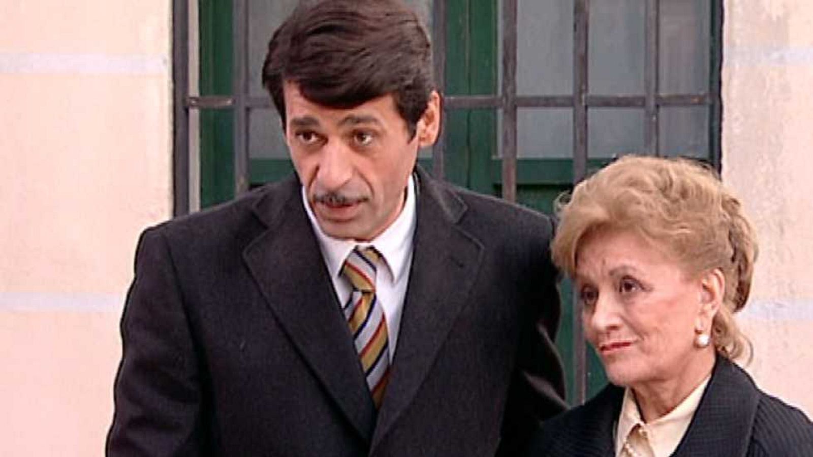 Amar en tiempos revueltos - T5 - Capítulo 102 - ver ahora