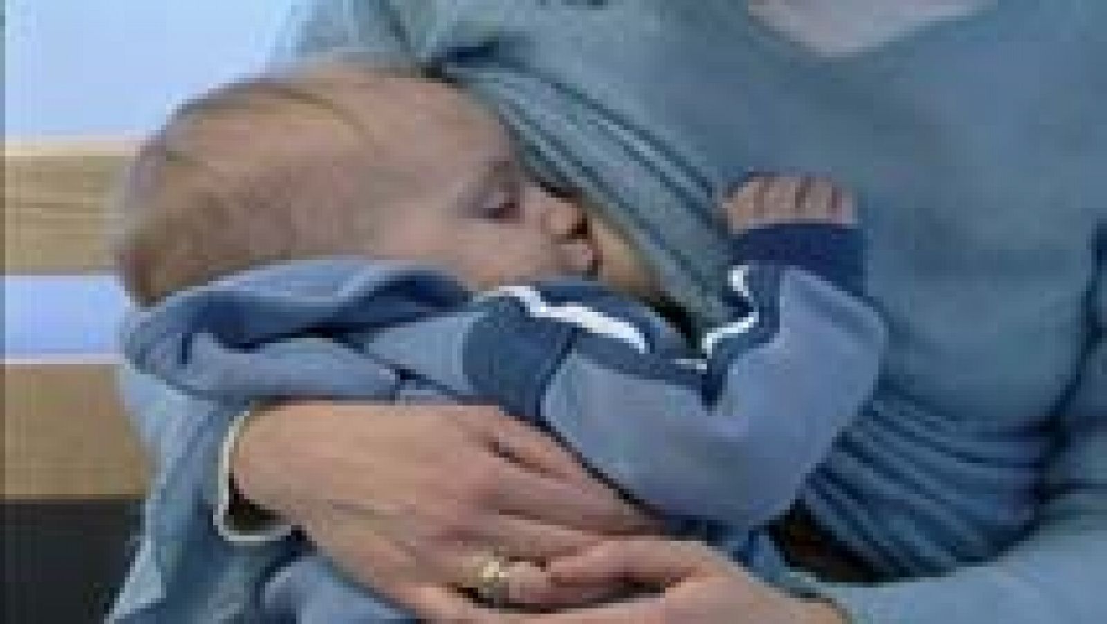 Telediario 1: Polémica en Portugal por los controles a madres lactantes | RTVE Play