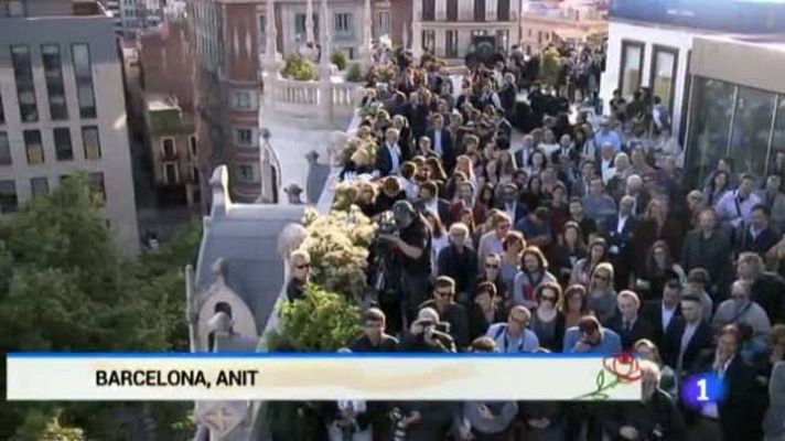 L'Informatiu - Premis Continuarà Vespre a La 2, edició 2015