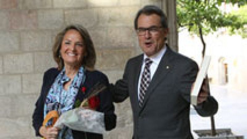 Artur Mas reivindica la unidad de Cataluña en el día de Sant Jordi 