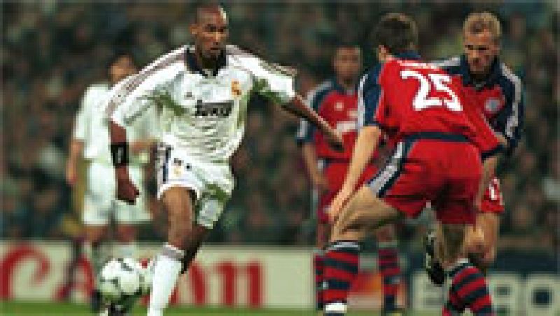 Chicharito Hernández pasa a ser otro de los héroes inesperados para el Real Madrid. Muchos recordarán a Nicolas Anelka o Karembeu.