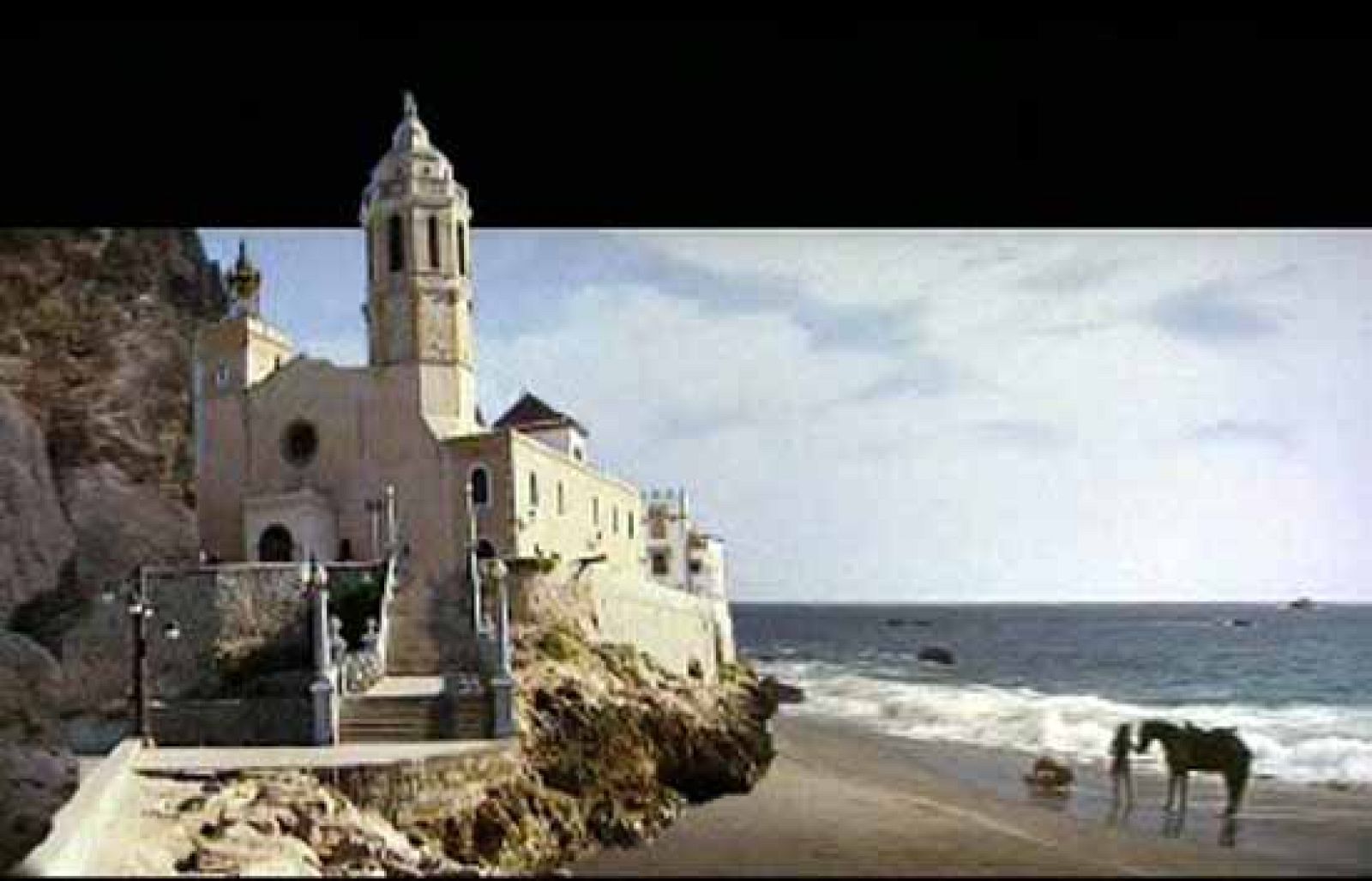 Miradas 2 - Acercamiento al festival de Sitges - Miradas 2 | Ver