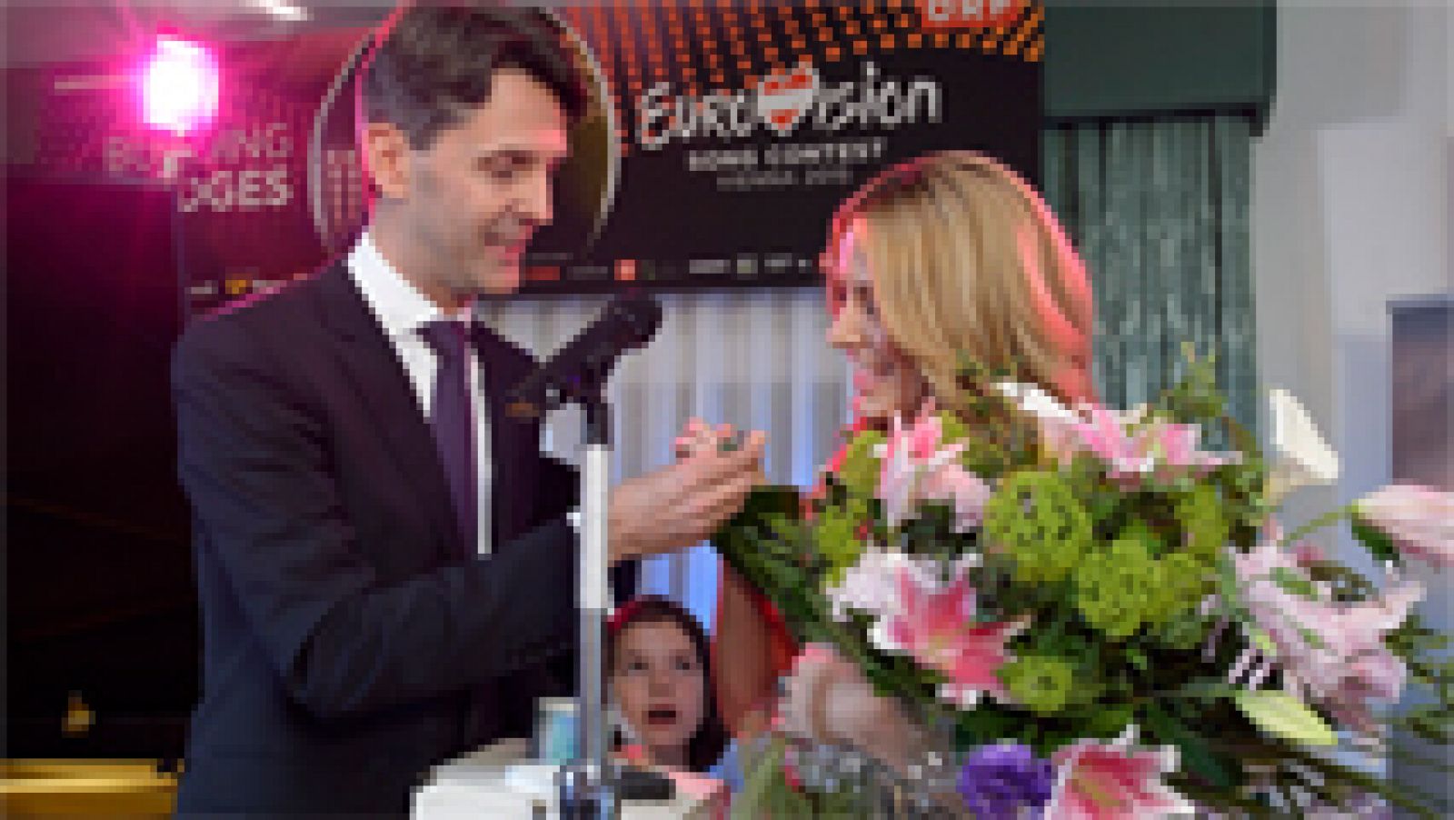 Eurovisión 2015 - Acústico de Edurne en la casa del Embajador de Austria