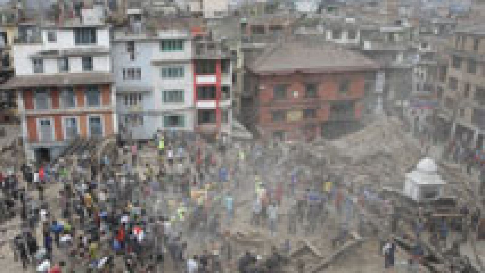 Telediario 1: El gobierno nepalí declara el estado de emergencia  | RTVE Play