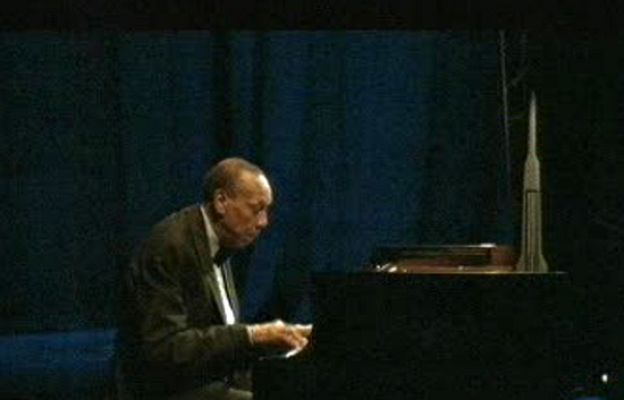  - Bebo Valdés, 90 años