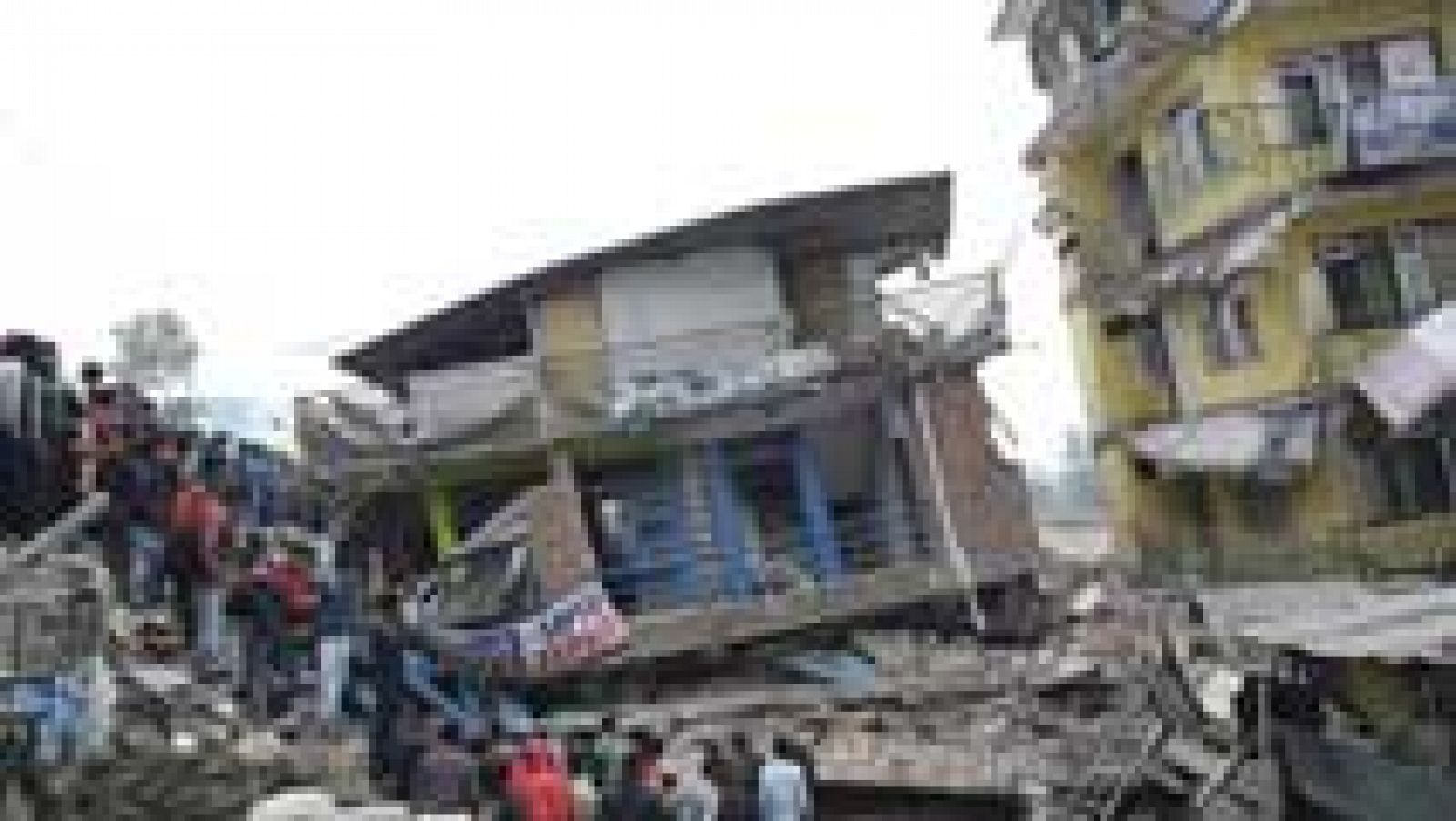 Telediario 1: El terremoto de Nepal deja ya casi 2.400 muertos | RTVE Play