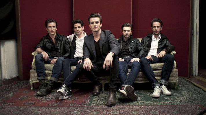Telediario 1 - DVICIO, el grupo que conquistó las redes sociales
