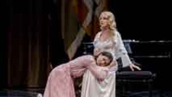 Telediario 1 - Cayetana Guillén Cuervo vuelve a los escenarios