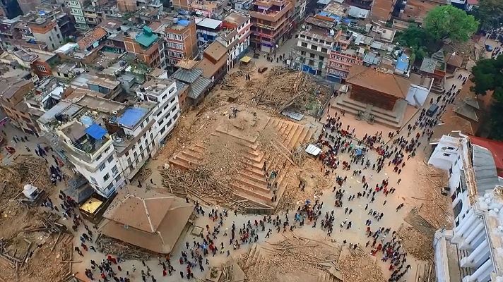 Telediario 1 - 500 españoles en Nepal durante el terremoto