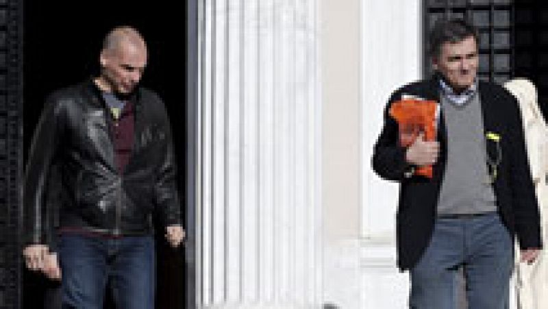El alejamiento de Varoufakis del equipo negociador podría allanar el acuerdo entre Grecia y la UE