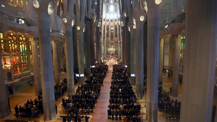 Especiales informativos - Funeral institucional por las víctimas del accidente aéreo en los Alpes - Señal institucional - Parte 2