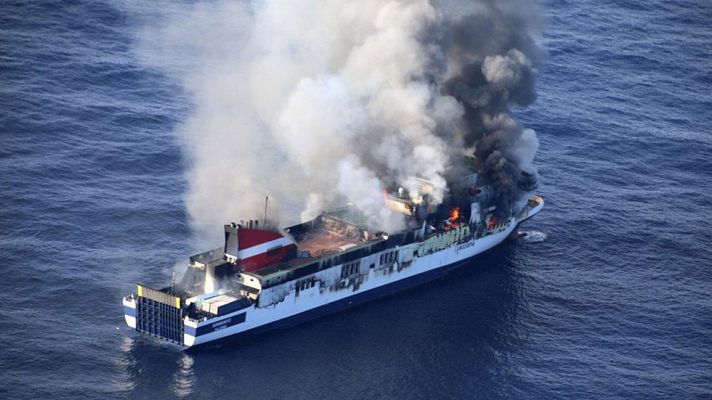 Informativo 24h - Controlado el incendio del ferry en Mallorca