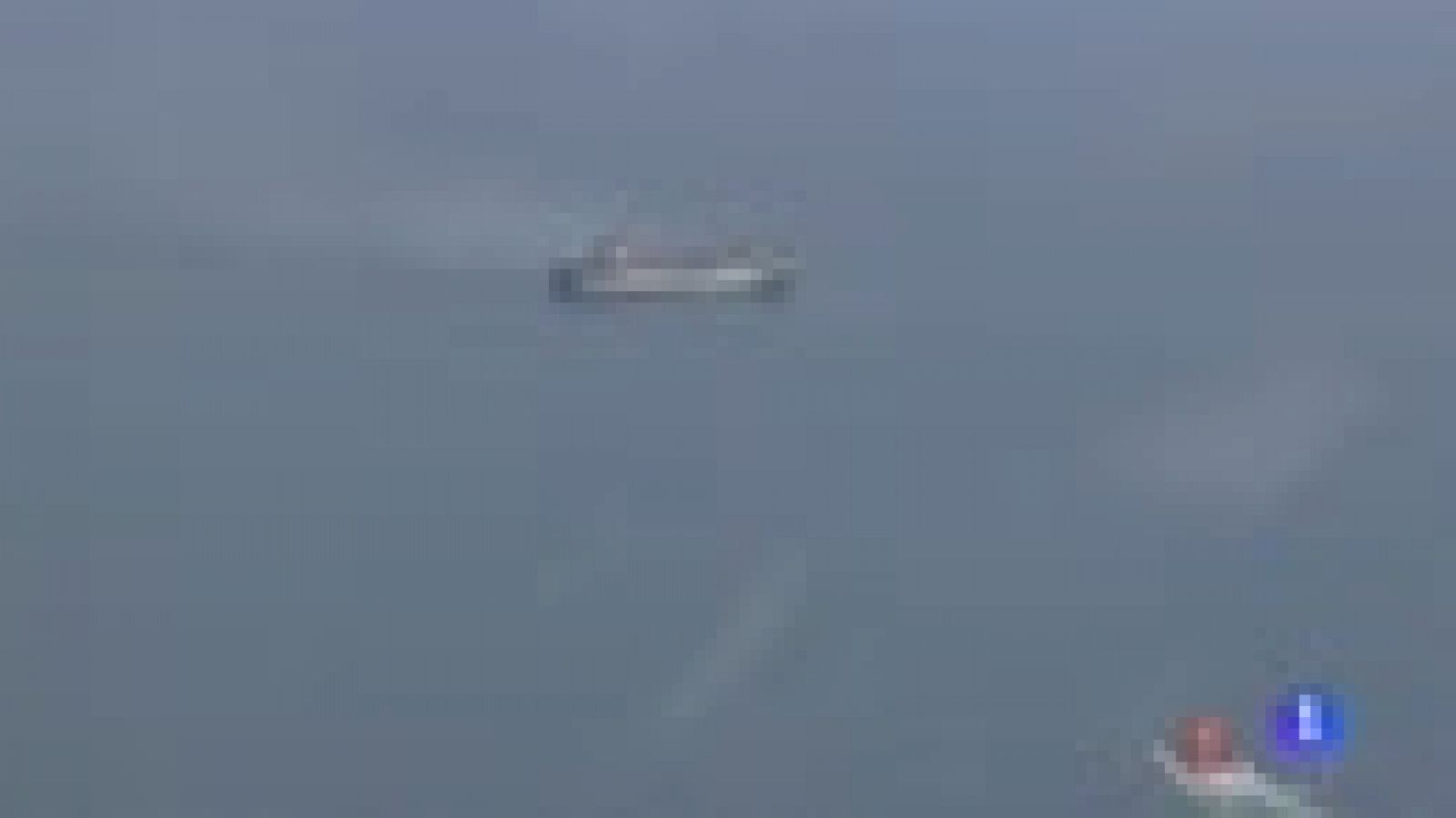 El Gobierno remolcará el ferry incendiado en Mallorca al puerto que decidan los especialistas | Ver