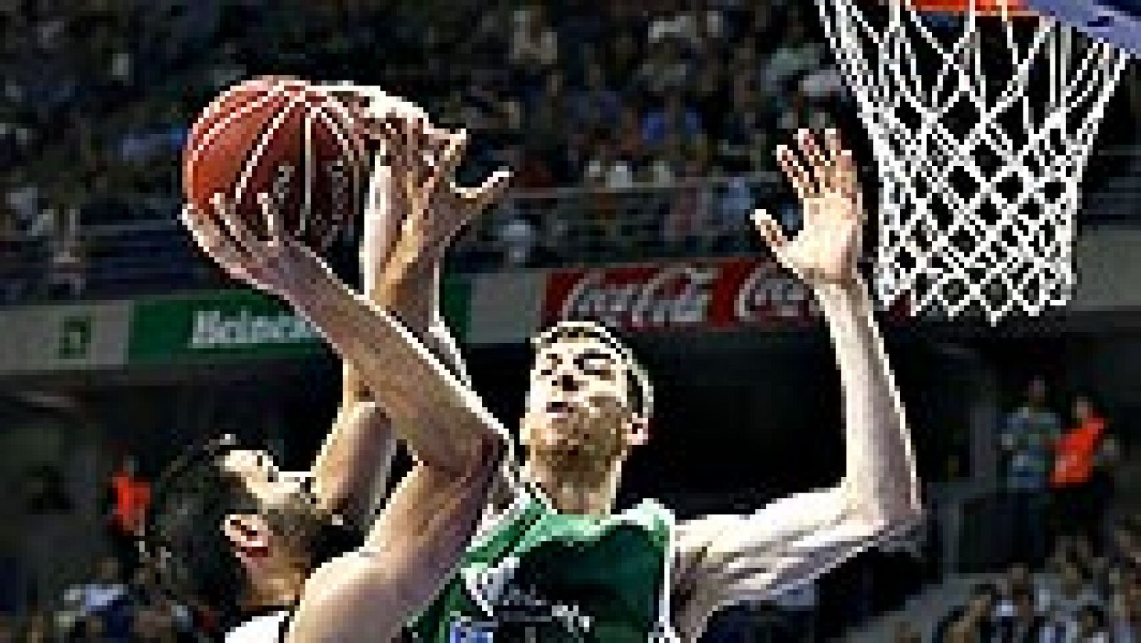 Baloncesto en RTVE:  El Real Madrid, con liderato en solitario tras ganar al Unicaja | RTVE Play