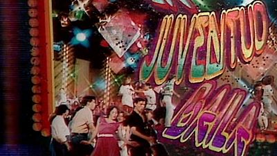 La juventud canta y baila