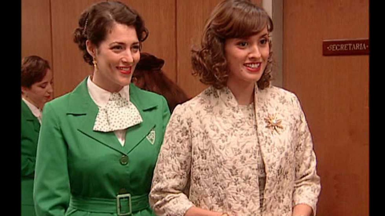 Amar en tiempos revueltos - T5 - Capítulo 109 - Ver ahora