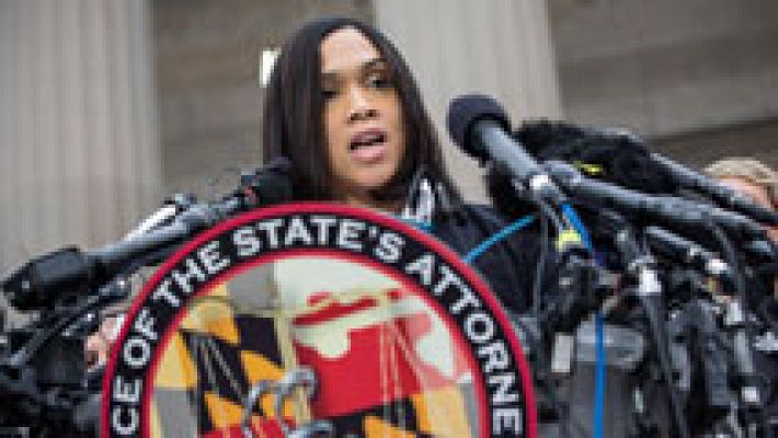 La Fiscalía de Baltimore presentará cargos contra seis policías por la muerte de Gray