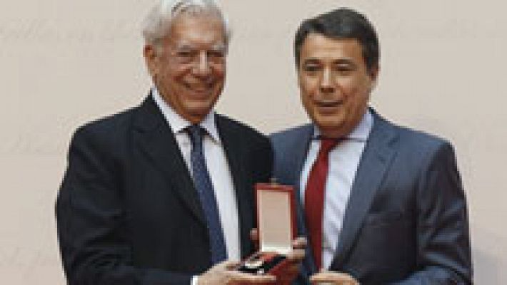 Vargas Llosa Medalla de Oro de la Comunidad de Madrid