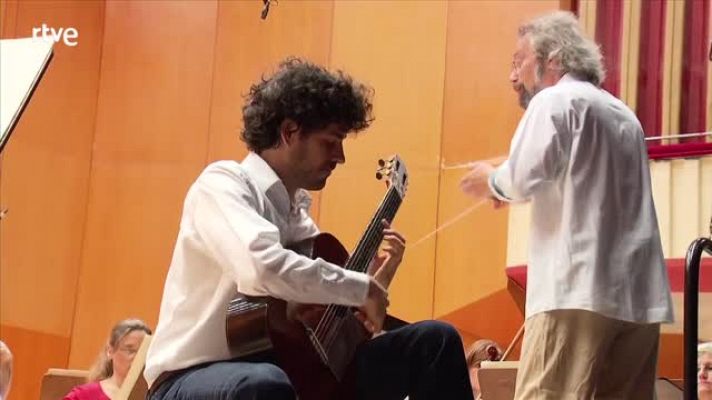 Pablo Sanz Villegas interpreta el Concierto de Aranjuez