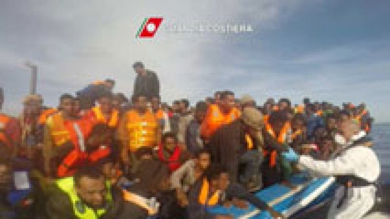 Más de 5.800 personas rescatadas en el Mediterráneo este fin de semana