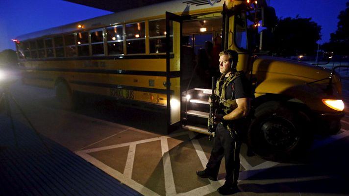 Telediario 1 - Tiroteo en Texas