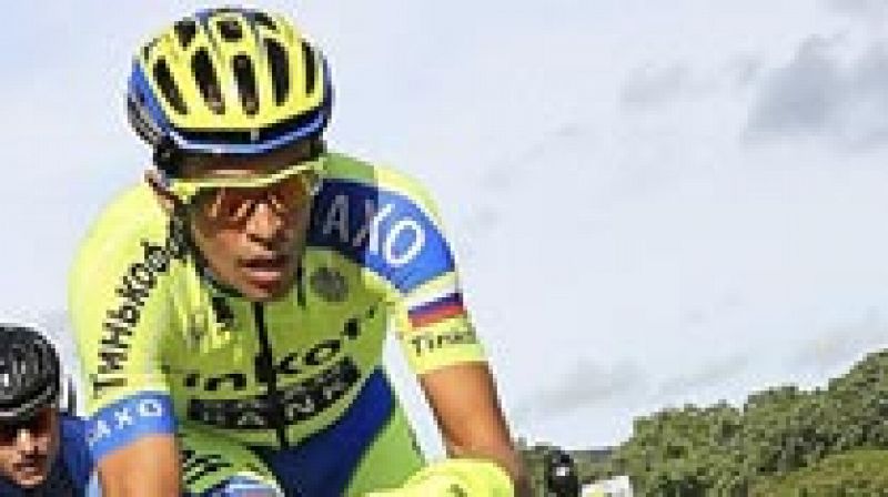 Contador toma rumbo a Italia