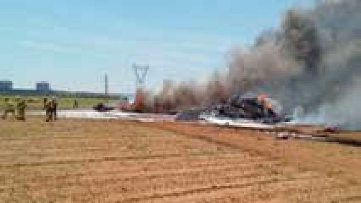 Telediario 1 - Se estrella un avión de transporte militar en Sevilla