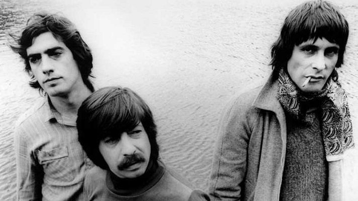 Telediario 1 - 'El Patio', de Triana, se reedita con varios temas inéditos