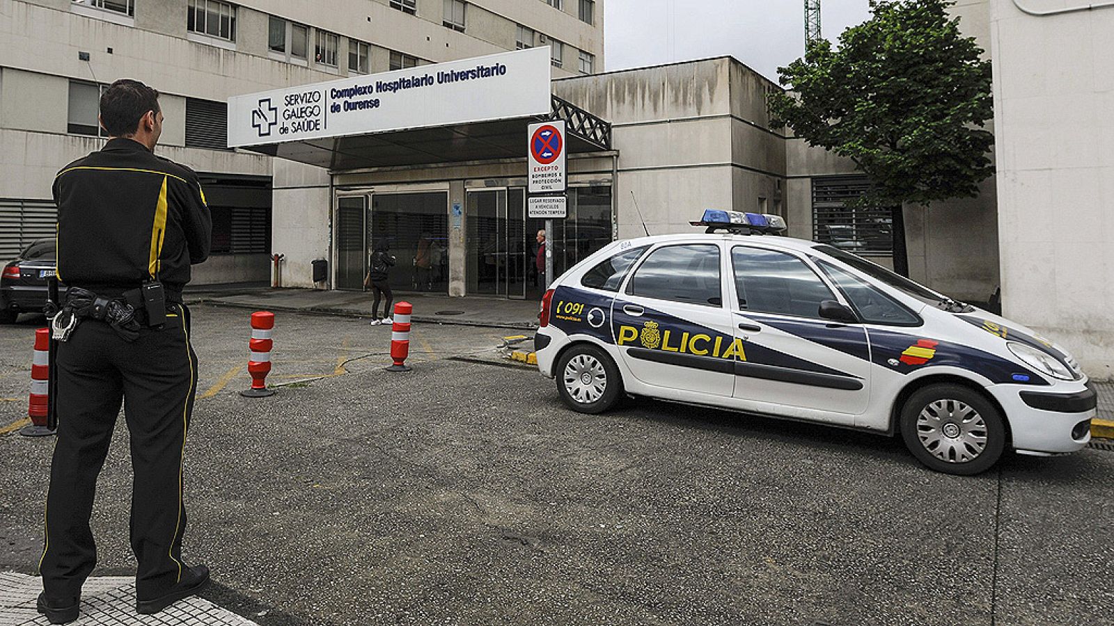 Apoyo a la juez que no pidió detener al hombre que luego mató a su mujer en un hospital de Ourense