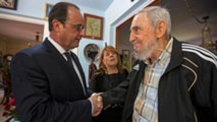 Hollande ofrece a los Castro su apoyo contra el embargo