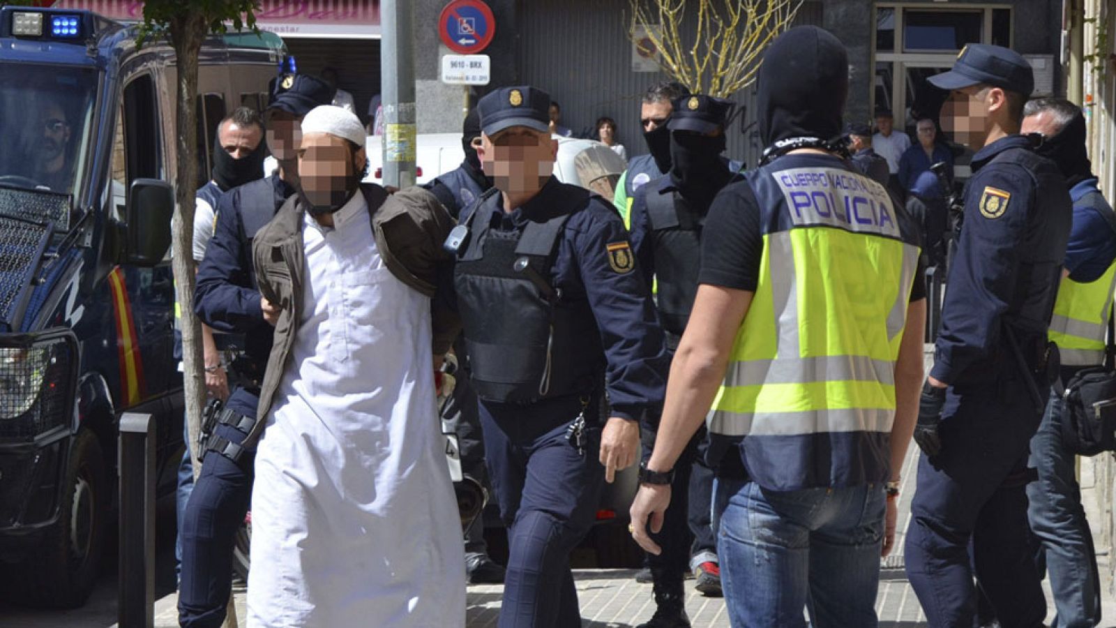 Detenidas dos personas en Barcelona por difundir en la red material propagandístico de la yihad