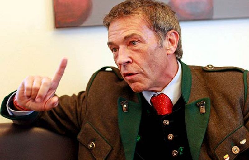 El ultraderechista austriaco Jörg Haider muere en accidente de tráfico