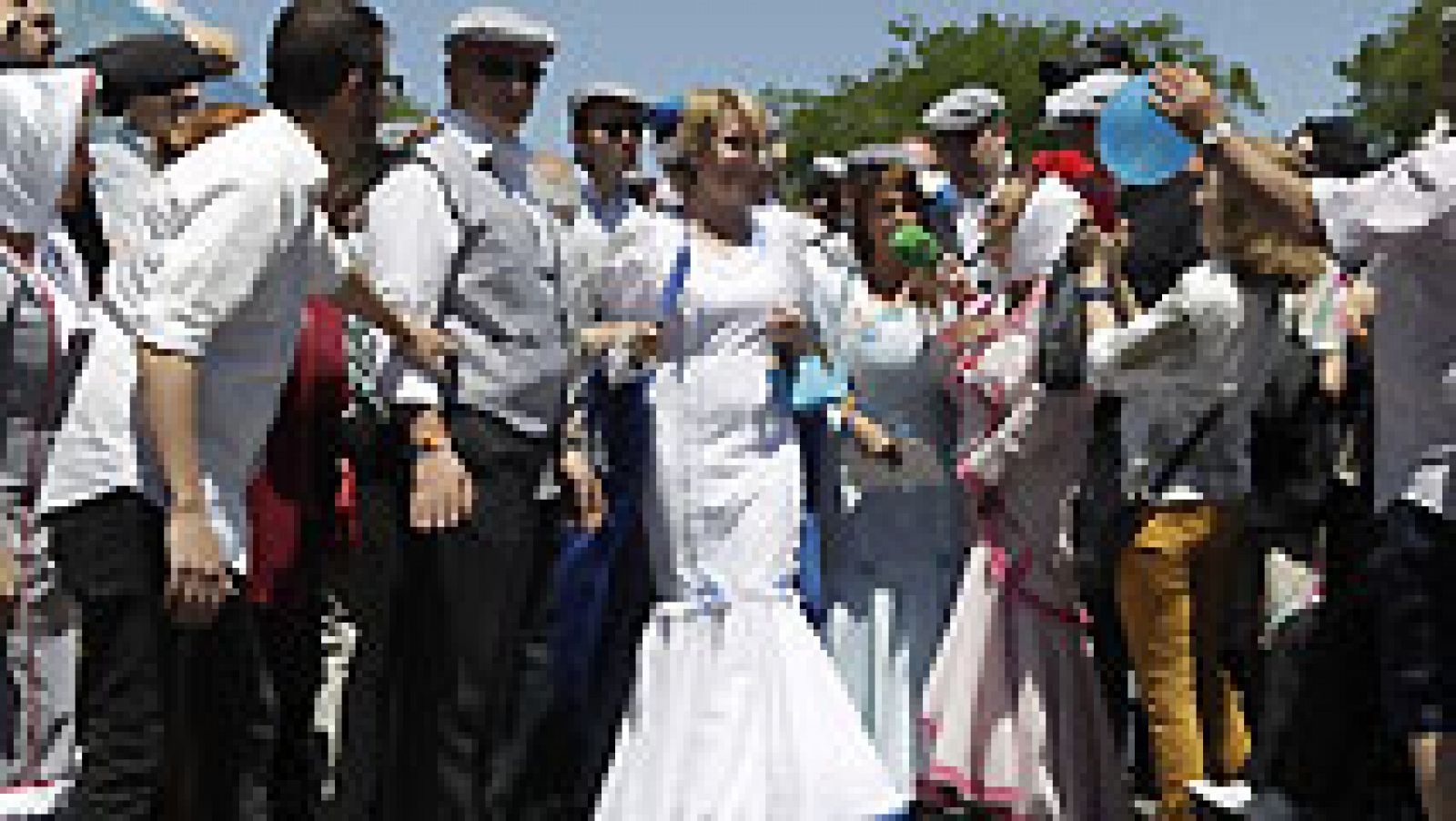 Campaña de candidatos en la pradera de San Isidro